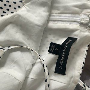 Banana Republic, White Polka Dot Dress. Size 6.